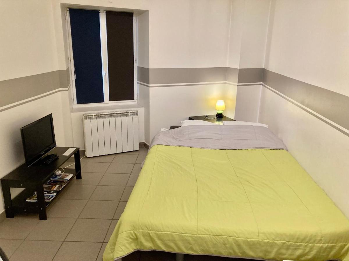 Charmant Studio Centre Ville Le Puy-en-Velay Bagian luar foto